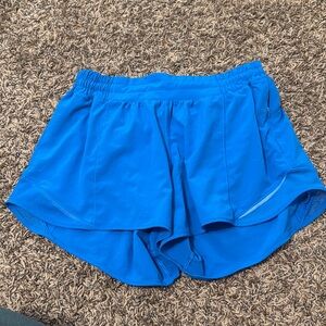 blue lululemon hotty hot shorts